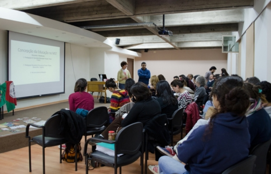 imagen Seminario Taller:  Educación y Movimientos Sociales