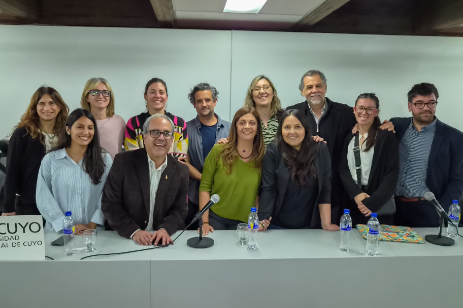 imagen Adolescencias y responsabilidad penal: un debate sobre derechos, cuidados e intervención profesional