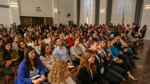 imagen Egresados de la FCPyS capacitarán a agentes de la administración pública