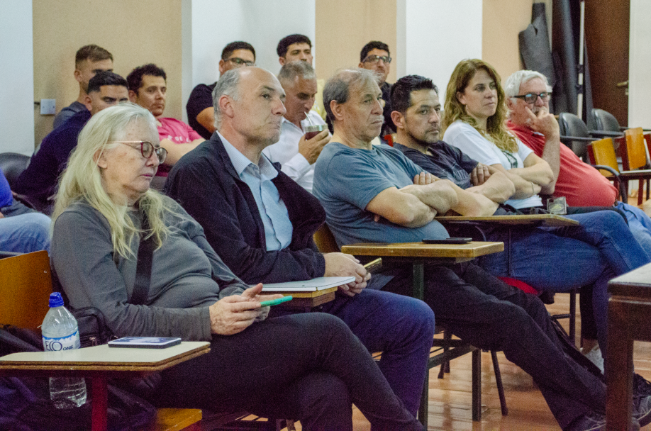 imagen Se realizó el Foro sobre el sistema ferroviario argentino en la Facultad