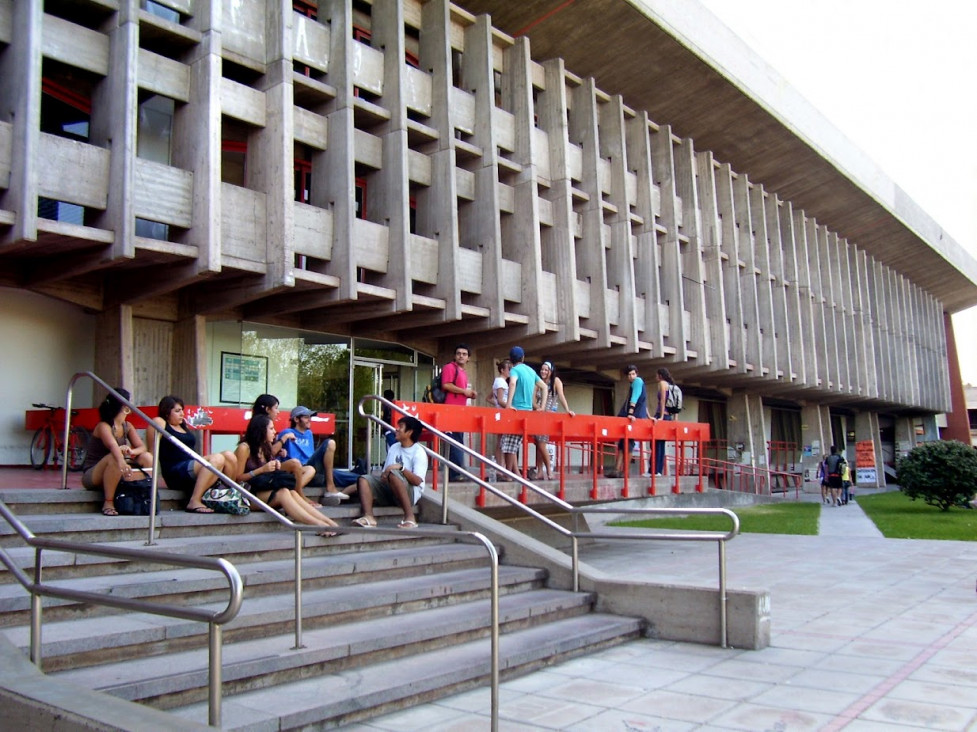 imagen Las carreras de posgrado de la FCPyS fueron evaluadas con éxito por la CONEAU