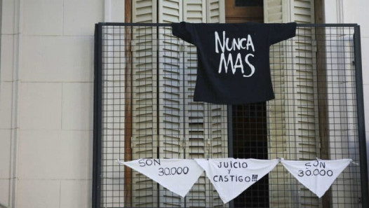 imagen Negacionismos: abordajes conceptuales y técnicas de análisis. Nuevo seminario de posgrado