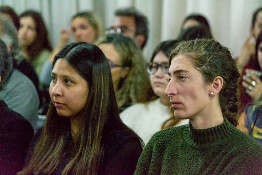 imagen Adolescencias y responsabilidad penal: un debate sobre derechos, cuidados e intervención profesional