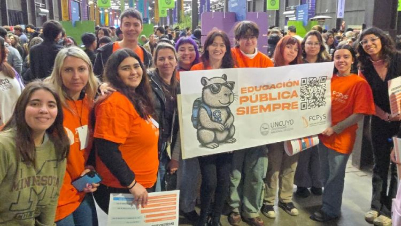 imagen La Facultad de Ciencias Políticas y Sociales abrió sus inscripciones para el Ingreso 2026