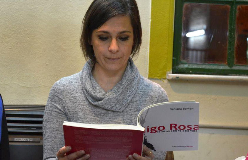 imagen Presentarán Código Rosa, libro con relatos sobre abortos