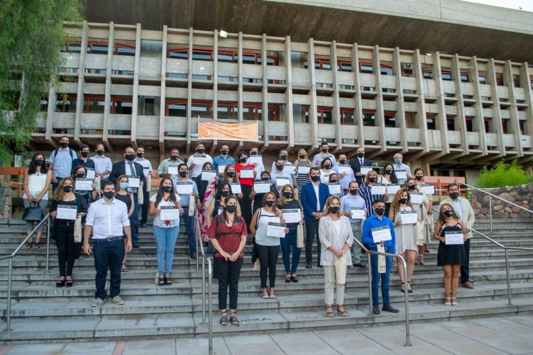 imagen La primera cohorte de la TUGAIP tuvo su merecido cierre presencial en la FCPyS