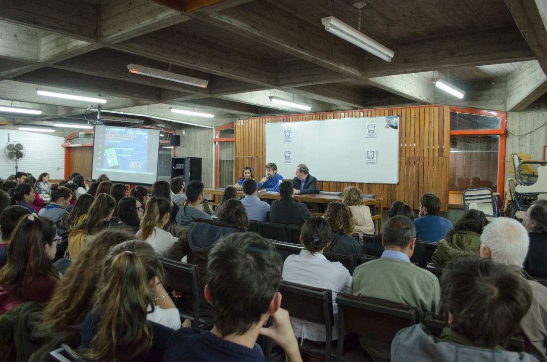 imagen Presentación del primer proyecto de Ley de Comunicaciones Convergentes en Argentina