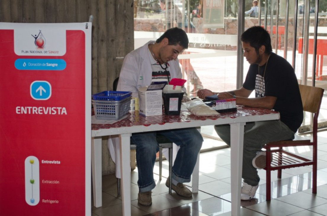 imagen Campaña de donación de sangre en la FCPyS 