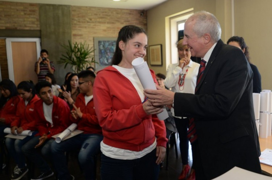 imagen Seis estudiantes de la FCPyS recibirán los reconocimientos María Elisa Norton Farmache