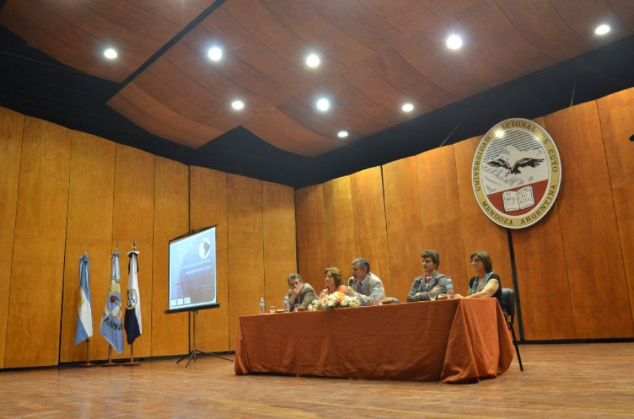 imagen Comenzaron las XVIII Jornadas de Alternativas Religiosas en América Latina en la FCPyS