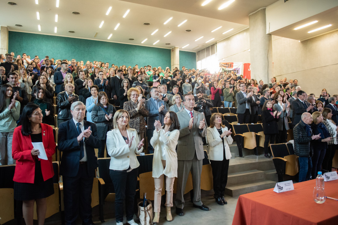 imagen Asumieron las nuevas autoridades de la Facultad de Ciencias Políticas y Sociales 