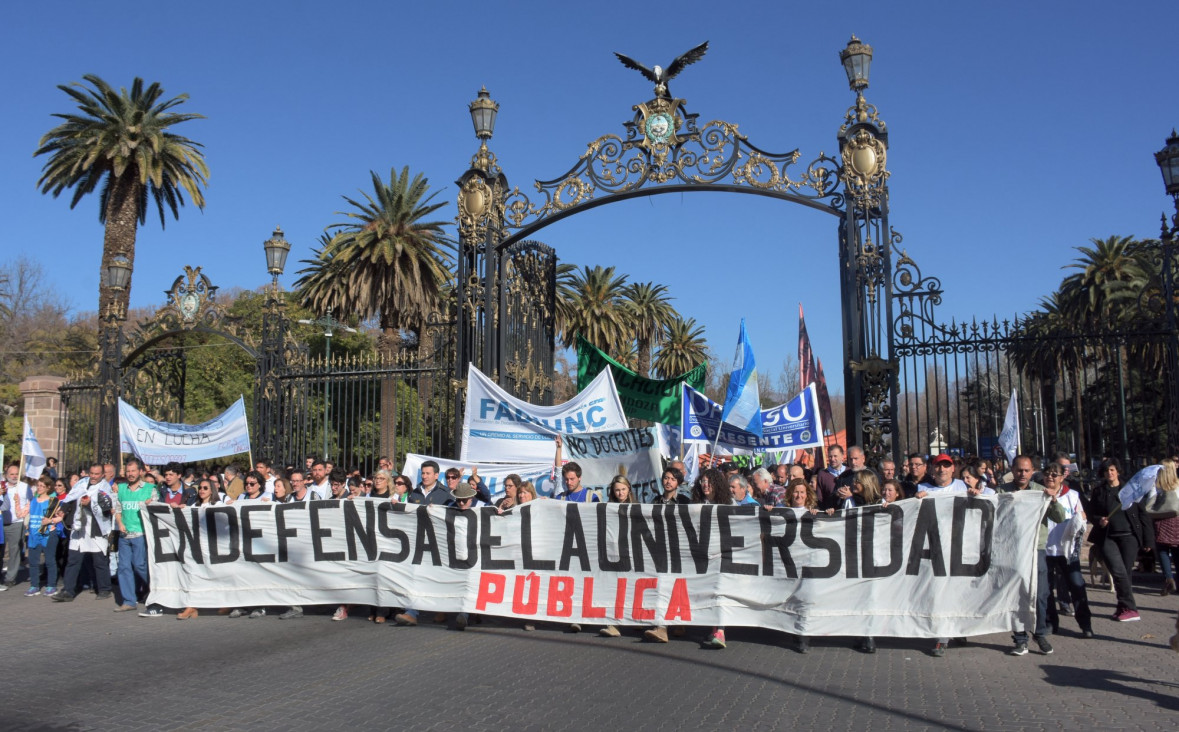 imagen La FCPyS está tomada