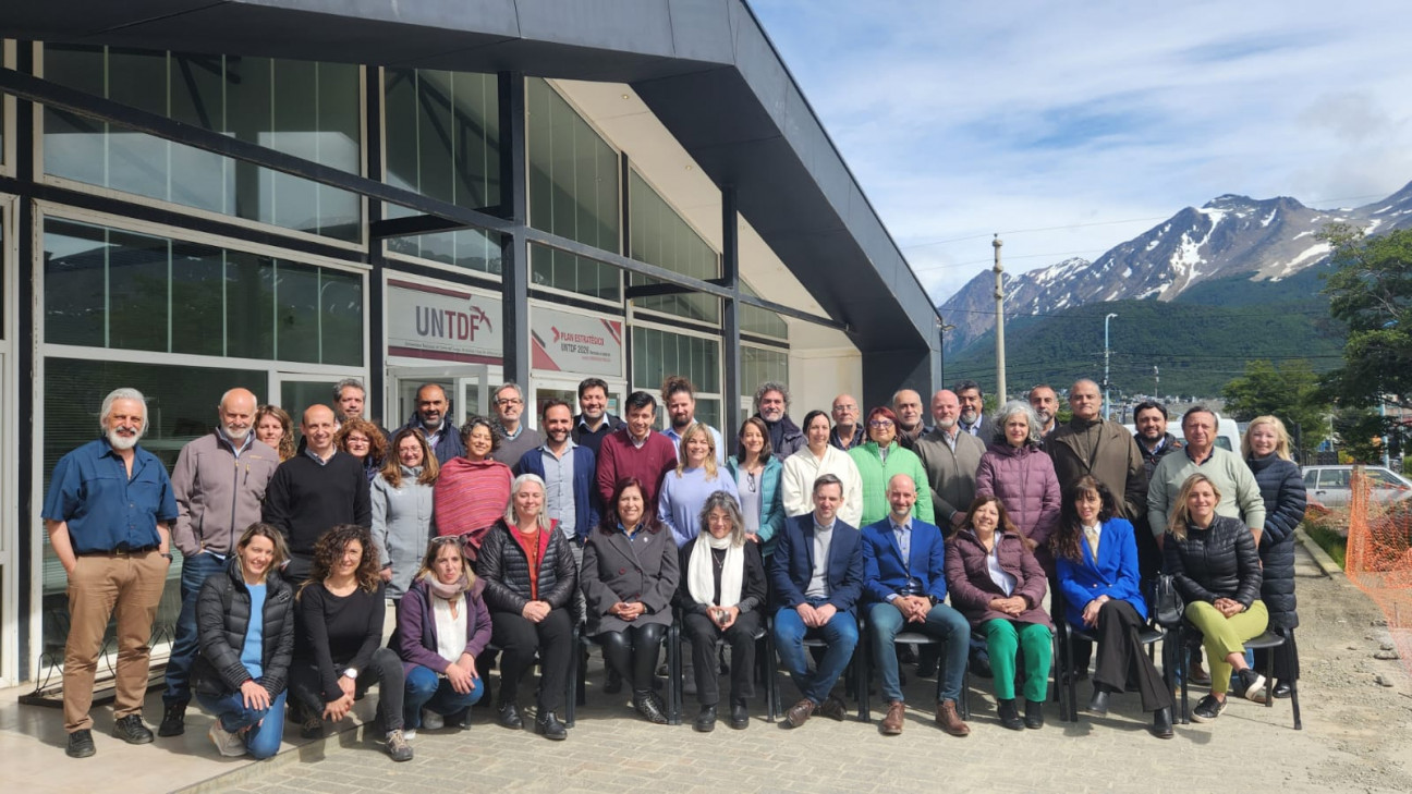 imagen FCPyS está participando del Encuentro Plenario del Consejo de Decanas y Decanos en Tierra del Fuego 