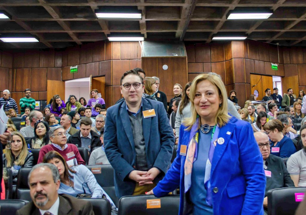 imagen Claudia García: "La aprobación de la paridad de género es una oportunidad histórica y un mensaje social"