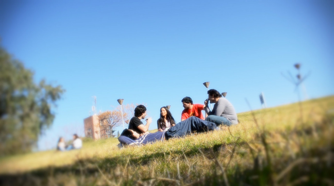 imagen ¿Por qué se celebra el día del/la Estudiante?