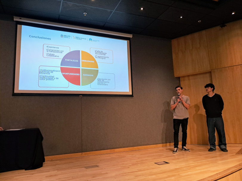 imagen Diez años de prácticas que vinculan la universidad con la gestión pública