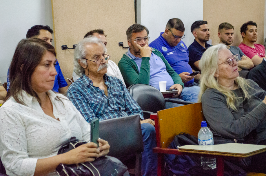 imagen Se realizó el Foro sobre el sistema ferroviario argentino en la Facultad