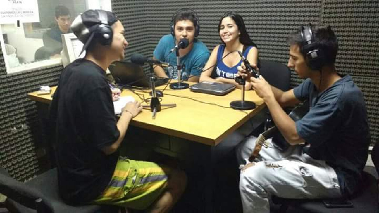 imagen El placer de hacer radio en la FCPyS