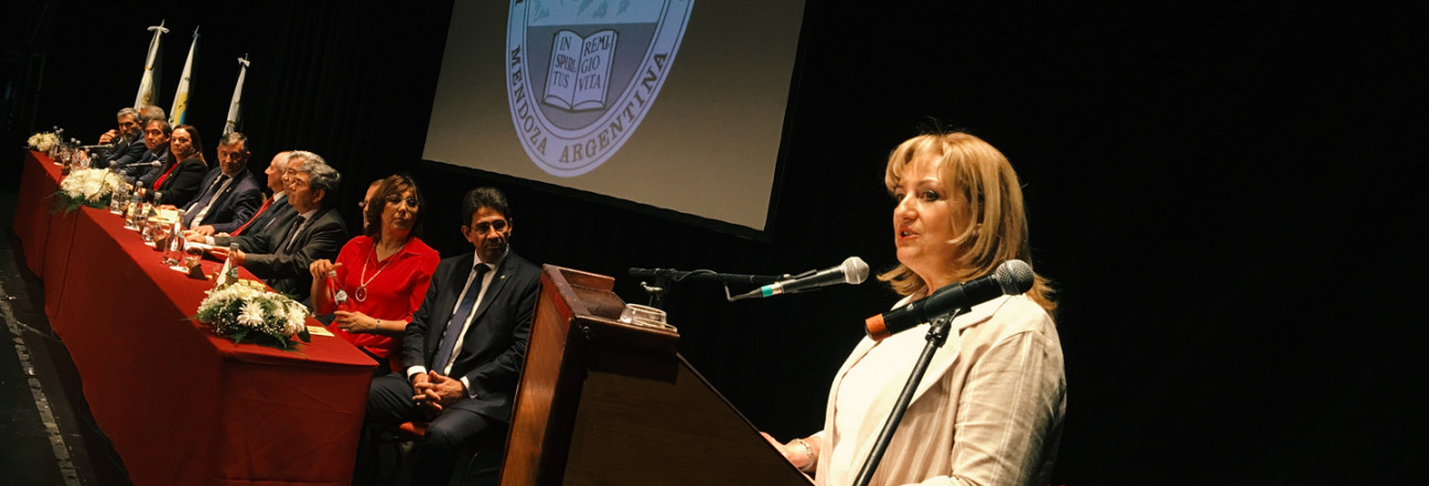 imagen Claudia García: "Hacemos una facultad para todos, con diversidad y pluralismo"