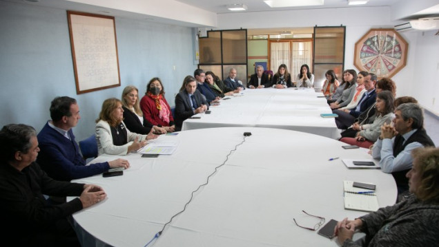 imagen Trabajo colaborativo: primera reunión de Esther Sánchez con autoridades electas en las Facultades