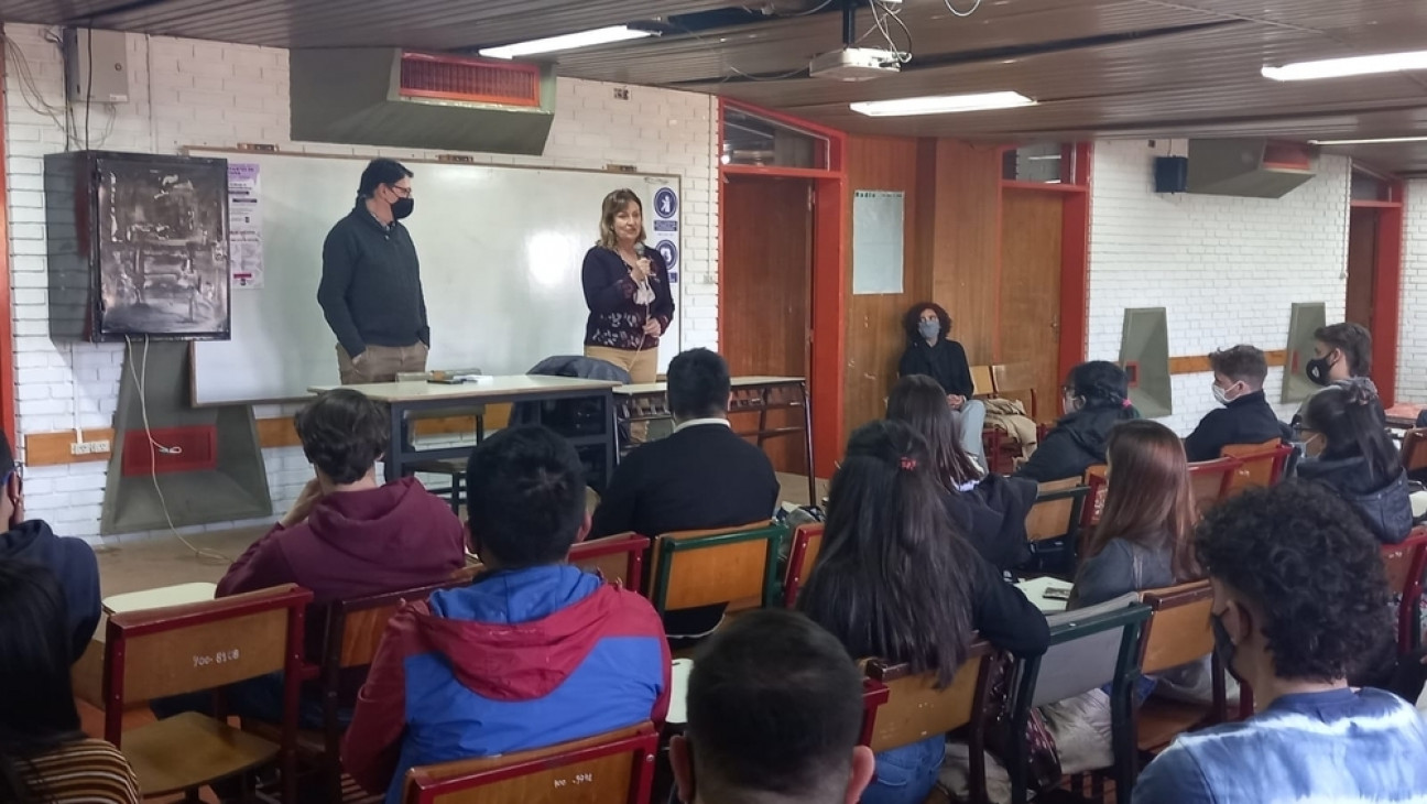 imagen Con la vuelta a la presencialidad comenzó el 2º cuatrimestre en la Facultad de Ciencias Políticas y Sociales